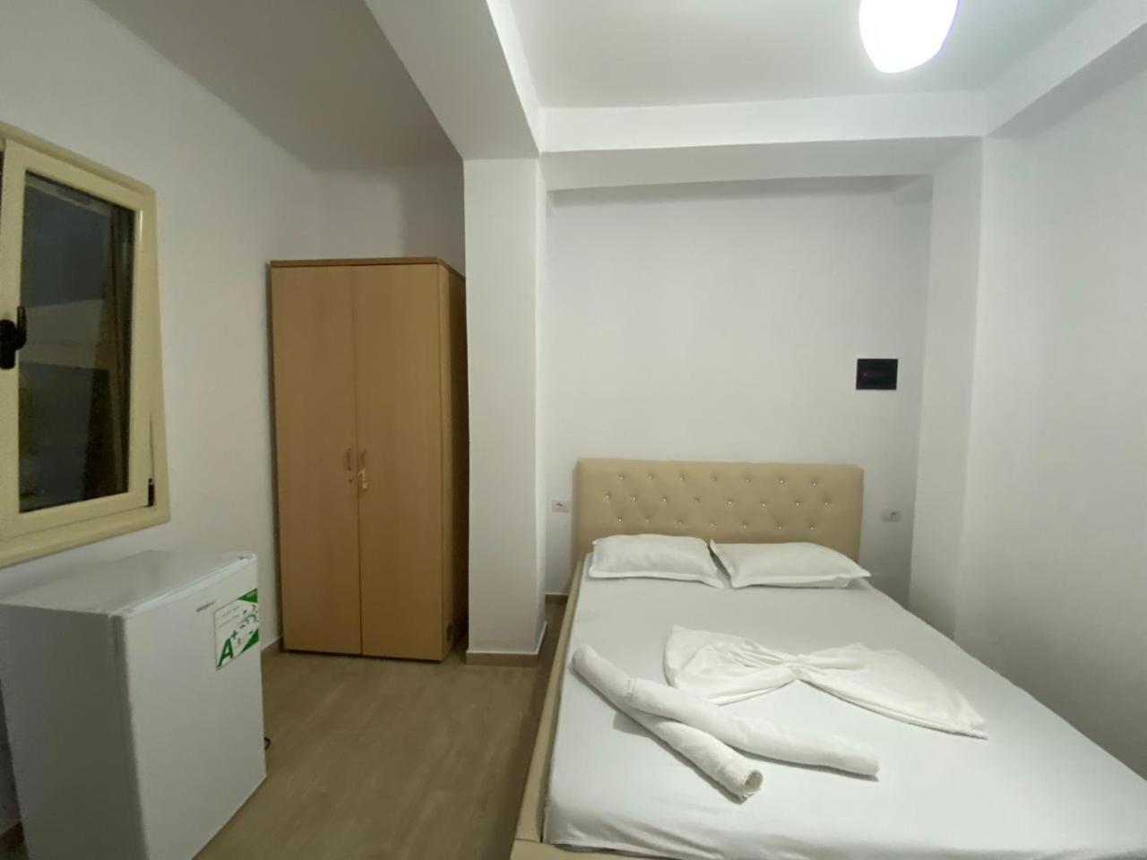 Jon Appartement Vlorë Buitenkant foto
