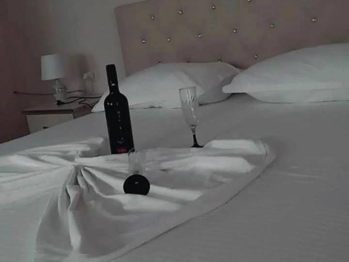 Jon Appartement Vlorë Buitenkant foto