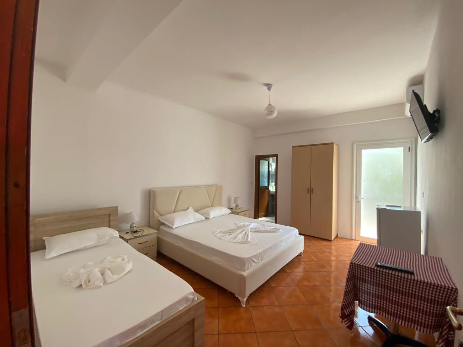 Jon Appartement Vlorë Buitenkant foto
