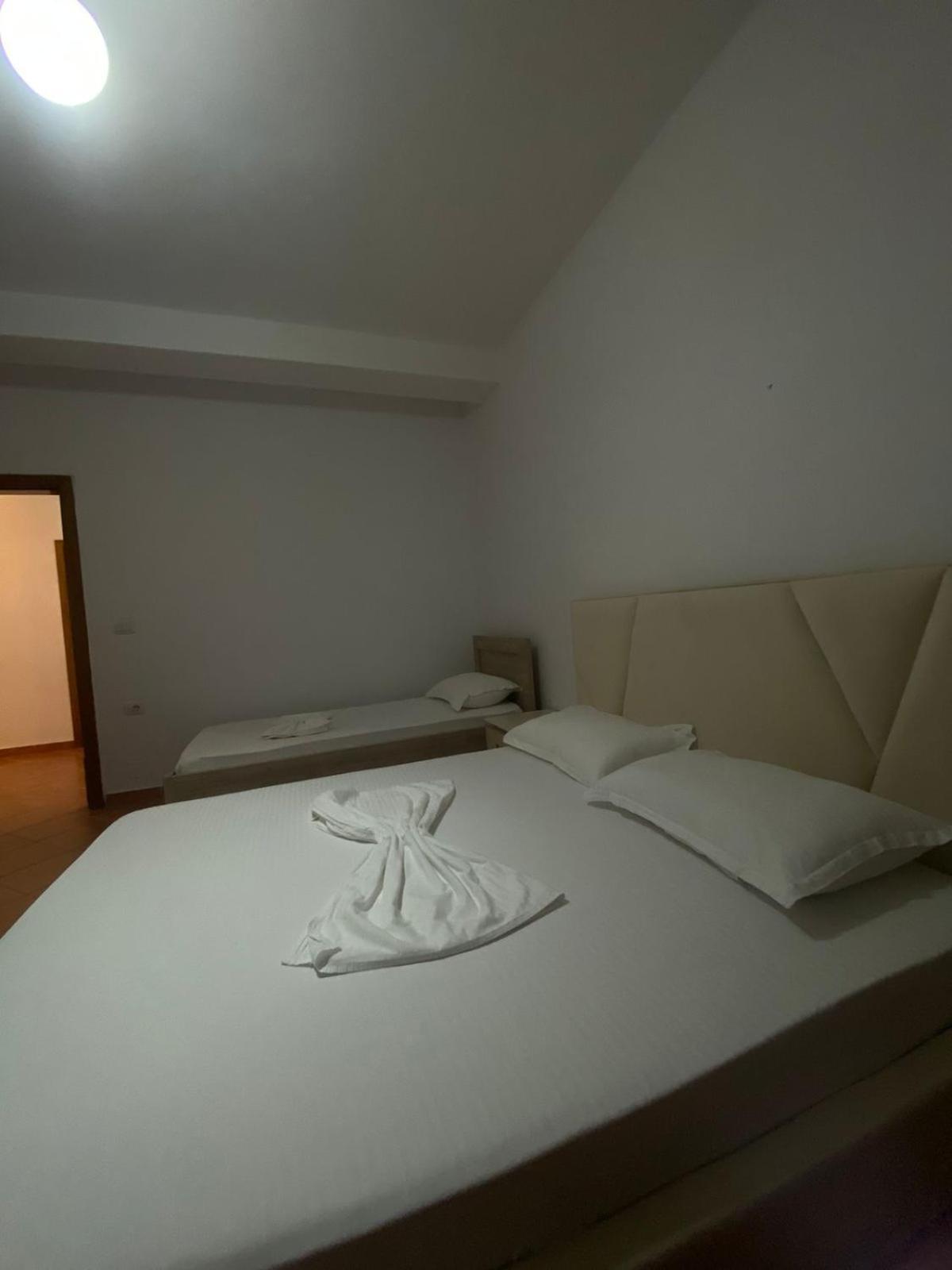 Jon Appartement Vlorë Buitenkant foto